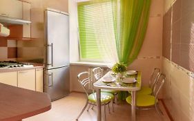 Luxury 3 Rooms Apartments In Center By Green House